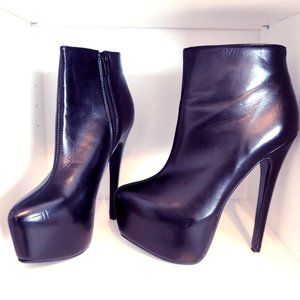 Black Platform boots, black Leather Upper